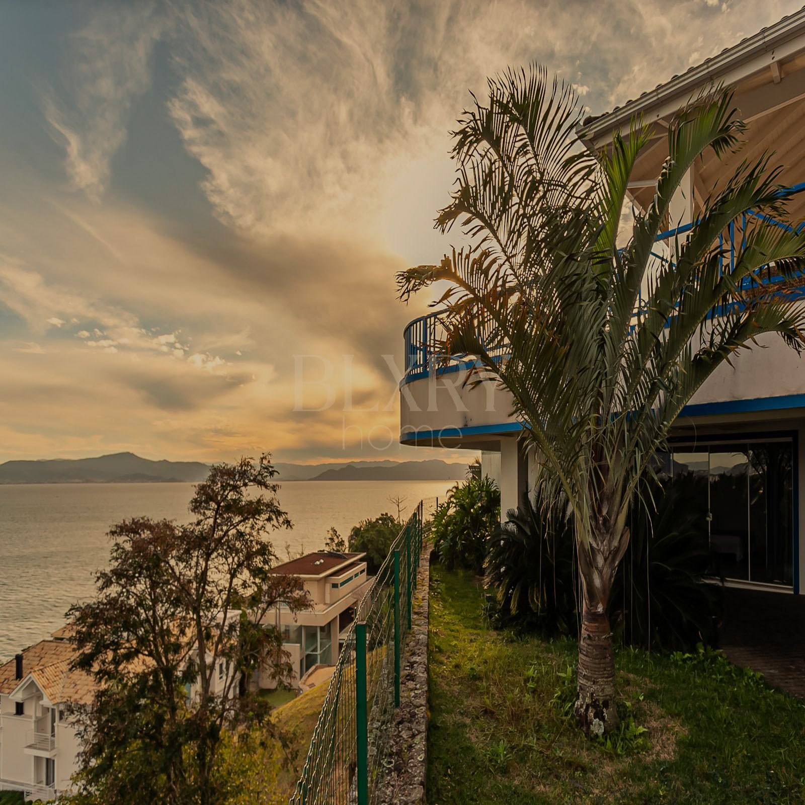 CASA NO CACUPÉ