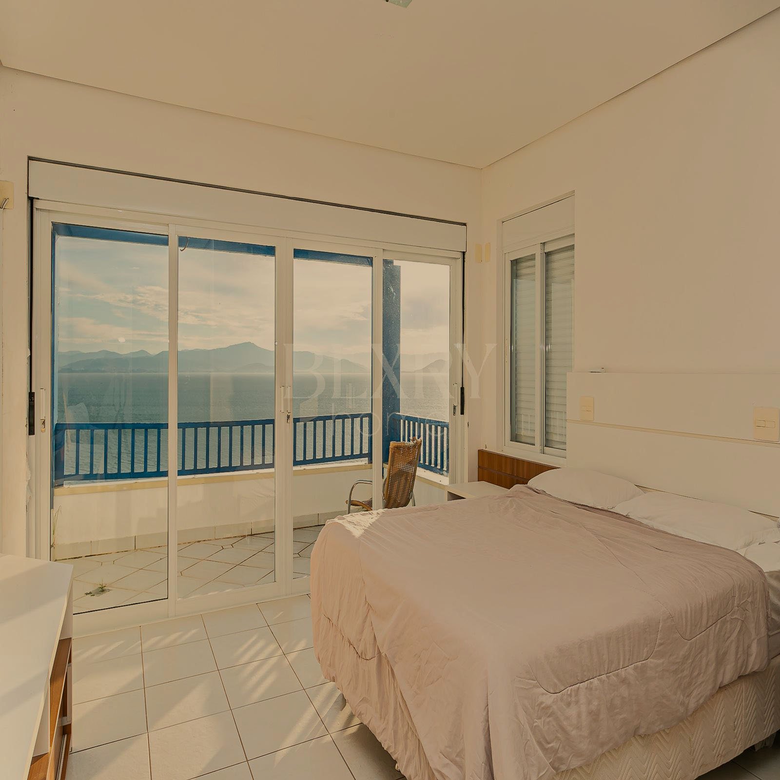 CASA NO CACUPÉ