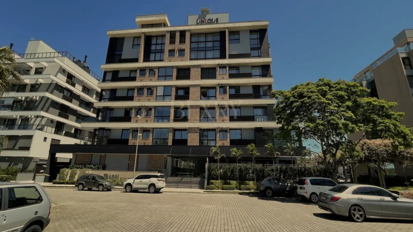 APARTAMENTO EM JURERÊ INTERNACIONAL