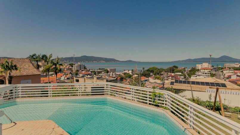 CASA COM VISTA MAR EM COQUEIROS