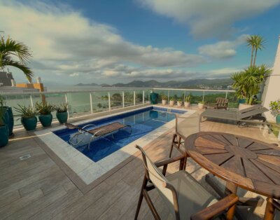 Cobertura com vista mar em Florianópolis