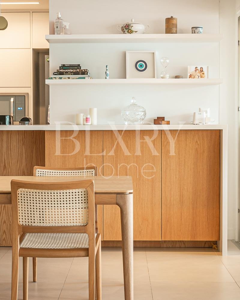 Cobertura duplex com vista para o mar em Jurerê Internacional