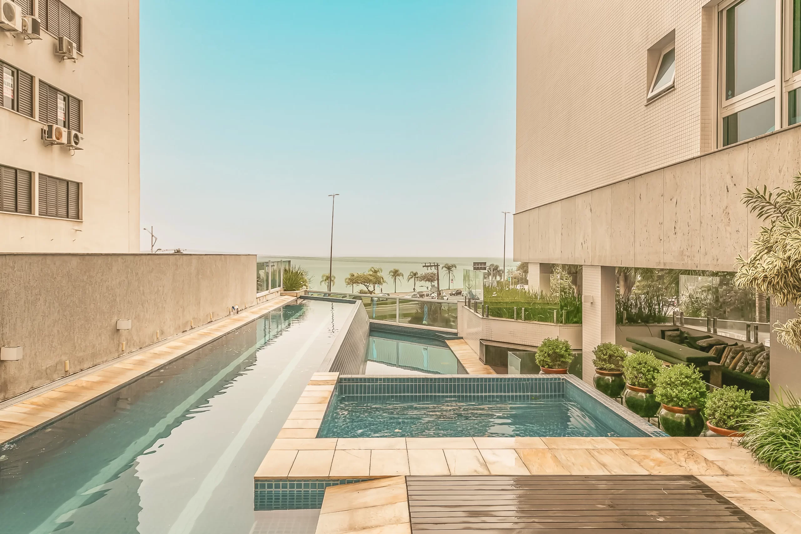 APARTAMENTO NA BEIRA-MAR