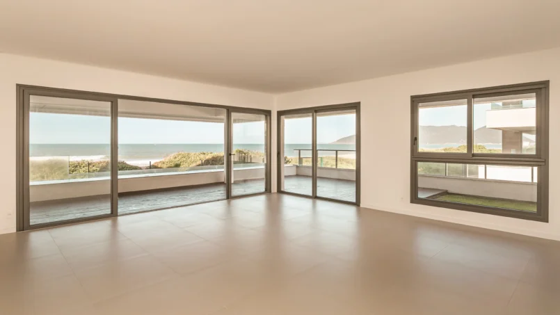 Apartamento frente mar no Morro das Pedras, Florianópolis