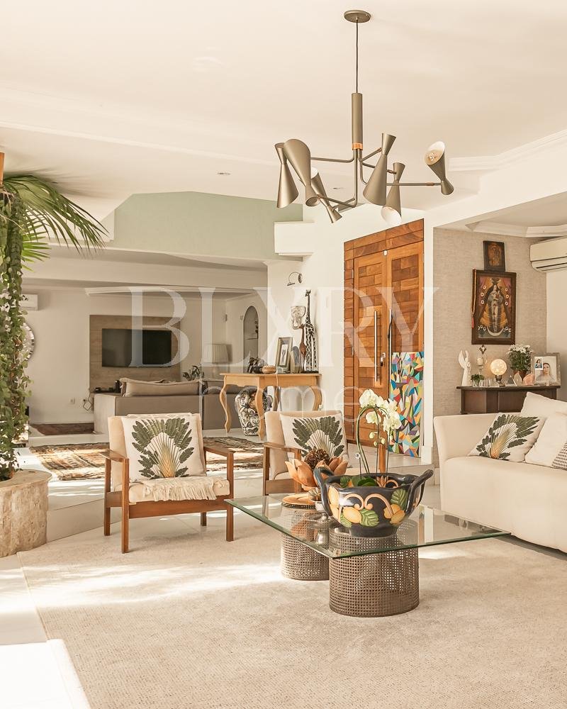 Casa pé na areia em Canajurê