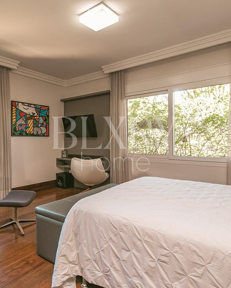 Casa no condomínio Saint Barth no Cacupé