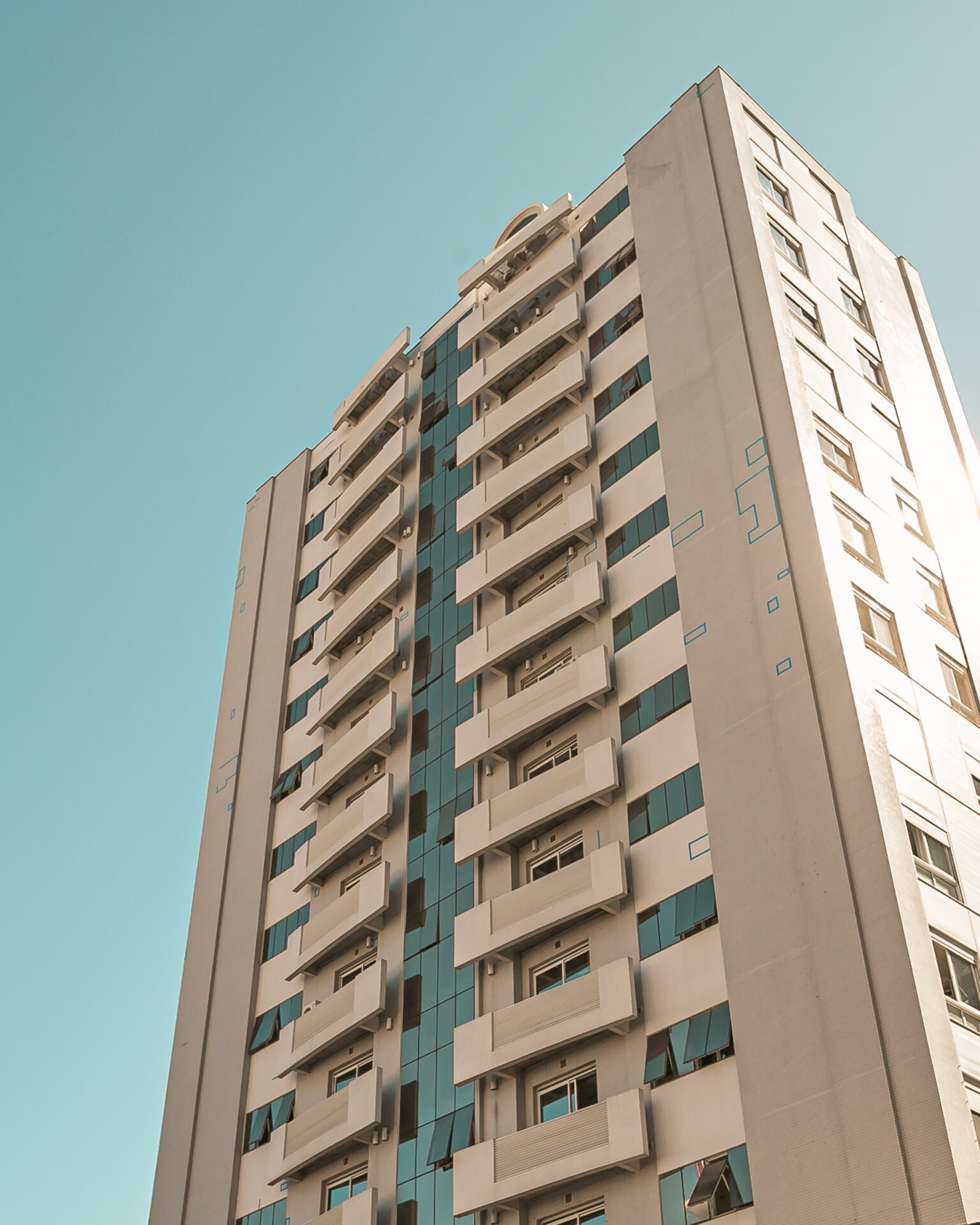 Cobertura duplex com vista mar no Centro
