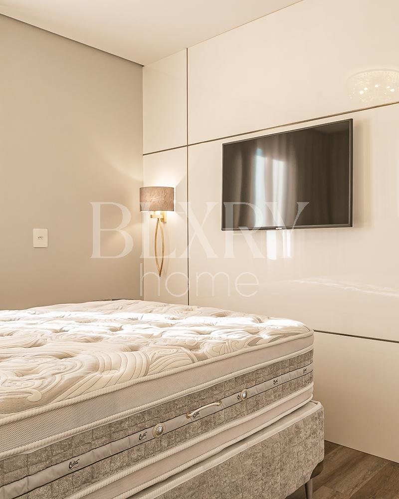 Apartamento na Avenida Trompowsky